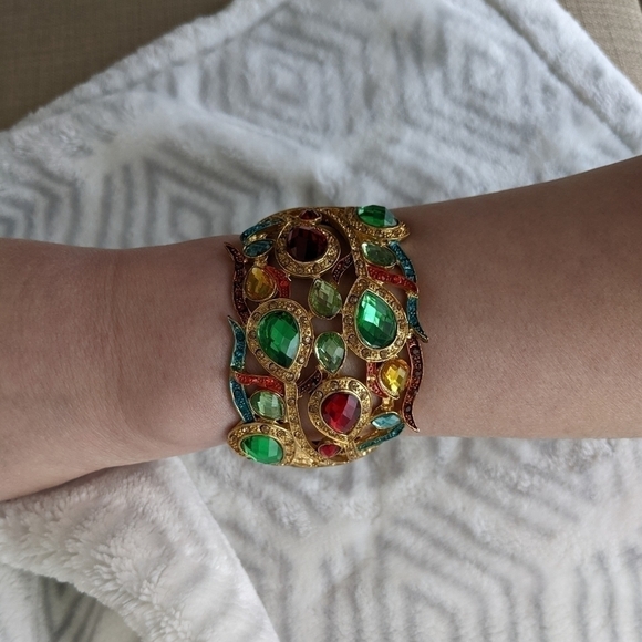 COLORFUL Crystal rhinestone floral flower bracelet - Picture 2 of 7